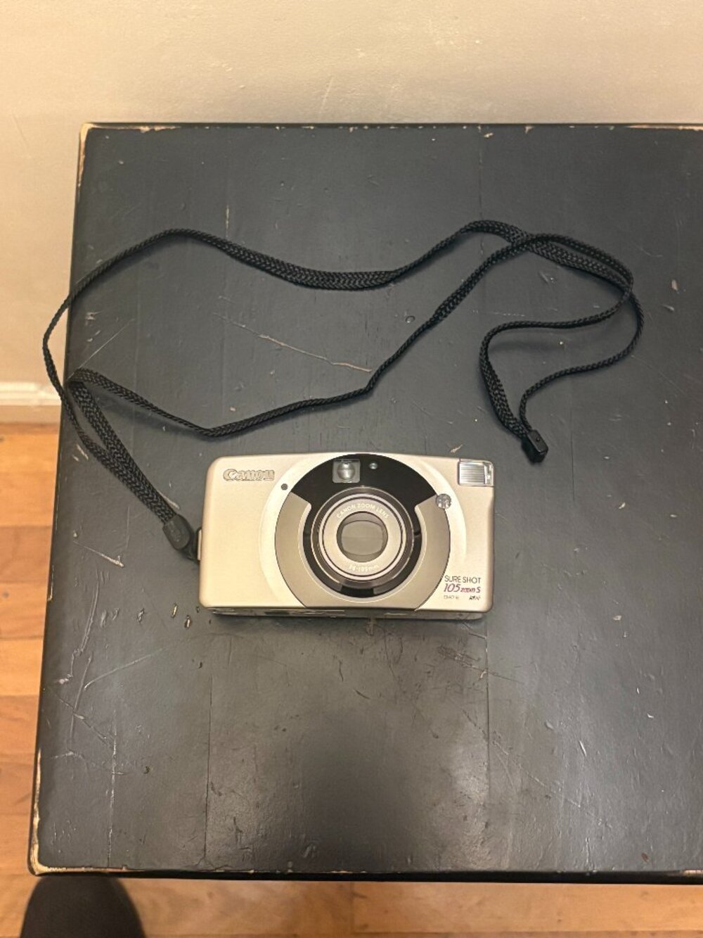 Canon Sure Shot 105 Zoom 35mm Point Film Camera with Strap